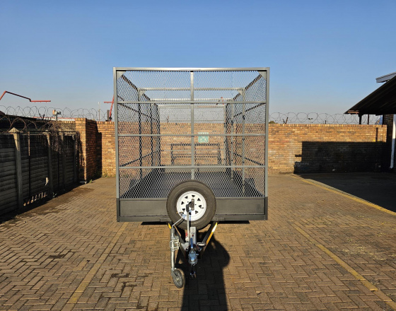 4.5 Meter Utility (Double Axle) (High)